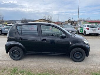 Daihatsu Sirion, 1.3i - 7