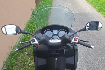 Piaggio MP 300 - 7