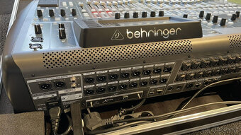 Behringer X32 včetně pouzdra MUSIC STORE – Behringer X32 - 7