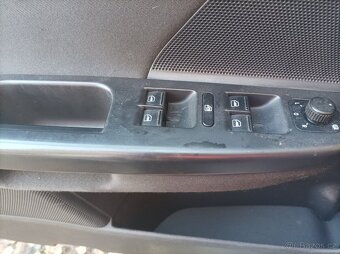 VW Golf VI kombi 1,6 tdi 4x4 - 7