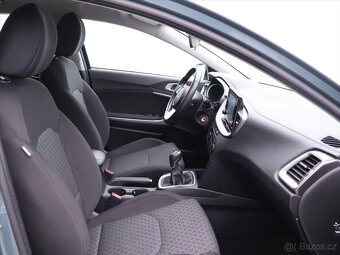 Kia Ceed 1,0 T-GDI Kappa DPH (2023) - 7