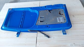 VW CRAFTER – ZADNÍ - 7