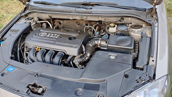 Toyota Avensis 1.8 VVTi combi - 7