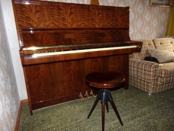 Piano Petrof r. v. 1964 - 7