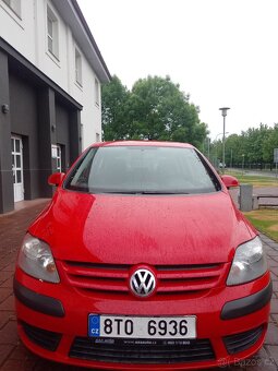 Wolksvagen Golf 5 Plus (1.6 Benizn LPG - 7