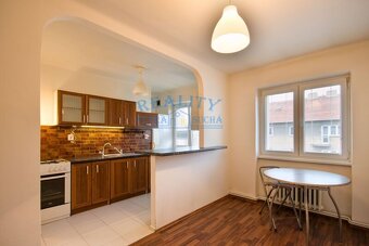 Pronájem bytu 3+kk, balkon, sklep, Velvary, ulice Malovarská - 7