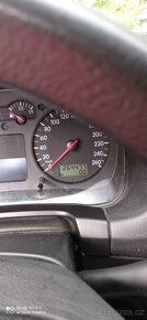 VW golf combi 4,1,9TDI,74kw r.v.2005 SUPER STAV - 7