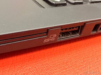 Lenovo ThinkPad T495 Touch (verze s dotykovým displejem) - 7