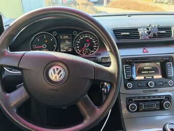 Passat B6 1.6 TDI 77 kW - 7