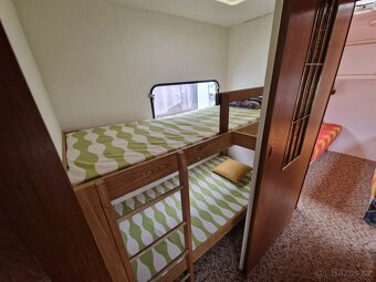 Velký karavan/ chata na kolech - 7