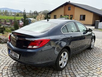 Opel Insignia 2.0CDTi 4X4 SPORT - 7