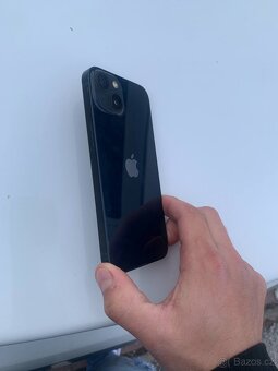 iPhone 13 - 7