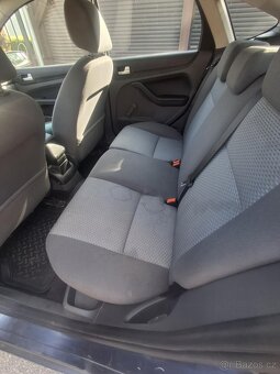 Ford focus mk2 1.6 74kW 2004 - 7