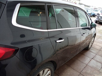 Opel Zafira C 2,0 CDTi 2,0 121kw - náhradní díly - 7