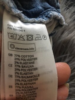 Džínové kraťasy zn.H&M vel.38 - 7