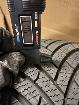 Original zimni alu Peugeot 308 III 225/45/17 95% - 7