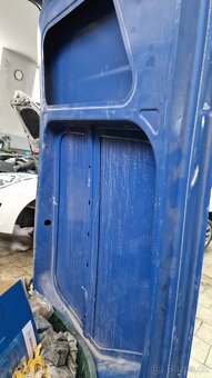 Pravé zadní dveře Renault Master 3 - 7