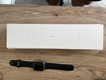 Apple Watch 8 41mm - 7