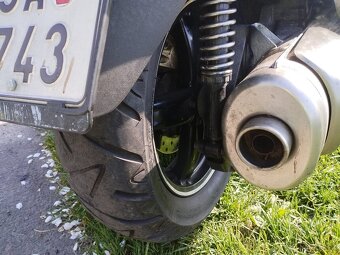 Piaggio X9 500 - 7