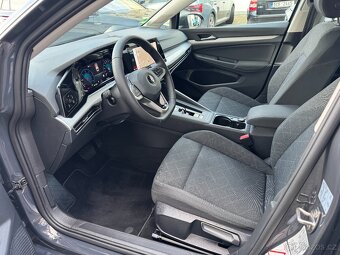 VW Golf 8 Life 2.0 TDI 110kW DSG Webasto ACC Navi Tažné DAB - 7