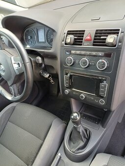 VW Touran 2.0 TDI 103 kw COMFORTLINE "CUP" - 7