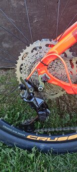 Crussis E-Atland 7.6 - 7