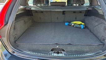 Volvo V60 D6 2,4l Plug-in-Hybrid 208kw AWD - 7
