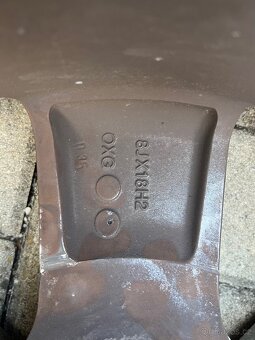 ALU disky DOTZ 18 5×139,7 - 7