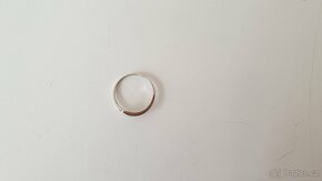 Delikátní prsten z bílého zlata vel. 54 - 7