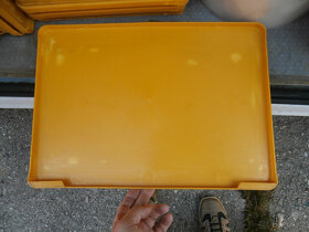 Boxy plastové, víka na ukládací bedny za 20 kč - 7