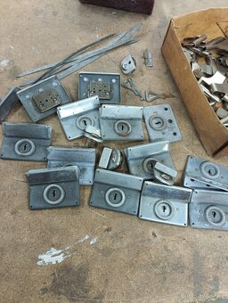 Retro věci - RETRO VYSAVAČ SIEMENS - 7