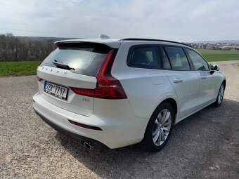 Volvo V60 2.0 D4 Momentum 140kW 2019 odpočet DPH - 7