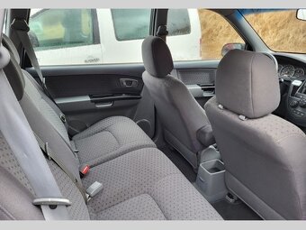 KIA CARENS 1.6 - 7