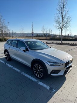 Volvo V60 Cross Country D4 140 kW 4x4 - 7