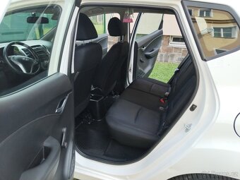 Hyundai ix20 1.6 benzín 6Kvalt,KOUP. ČR,CEBIE,PO SERVISU - 7