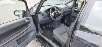 Mitsubishi Colt 2010 - 7