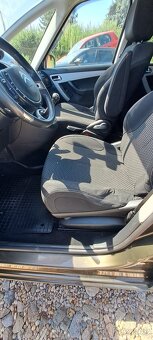 Citroën C4 Picasso 1.6i 16V 88kW ČR - 7