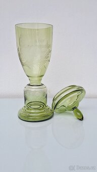 Starý skleněný pohár pro vítěze - 7