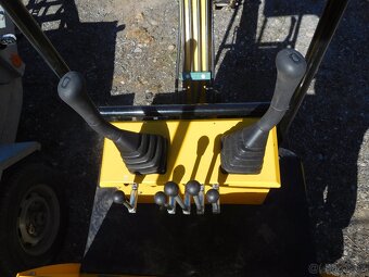 Minibagr Fox MY12 - 7