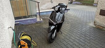 Motorro insetto 125 i EFI - 7