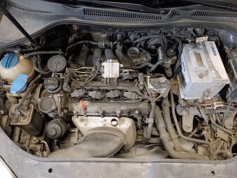 Golf 5 1.6 FSI - 7