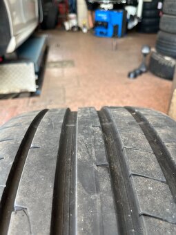 255/35 r18 - 7