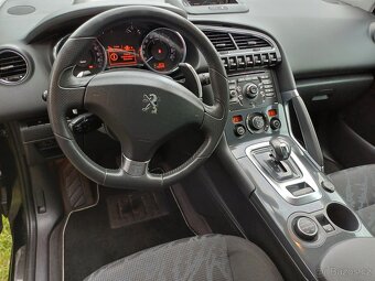 Peugeot 3008 hybrid - 7