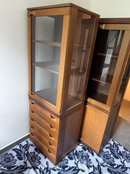 Prodám 4 sektorové skříňky - 7