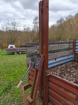 Malotraktor s vlečkou - 7