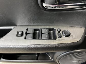 Mazda 6 2.2D ,  132 kW nafta, 2011 - 7