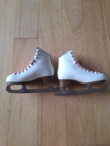 Nabízím k prodeji brusle Botas vel. 29 - 7