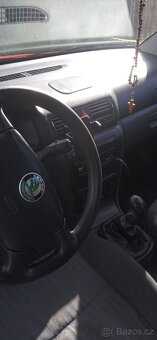 Škoda Octavia 1 1,6 MPI, 75 kW - 7