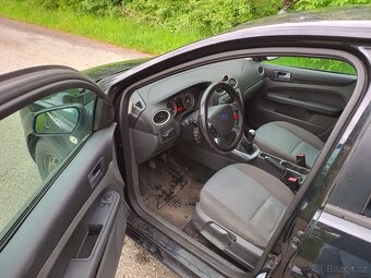 Ford Focus 1.6 74kw SUPER VÝBAVA - 7