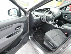 Renault Grand Scénic 1,6 dCi TOMTOM Edition 96kW 2011 - 7